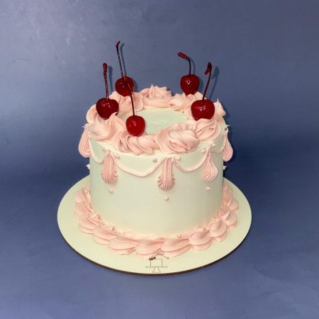 Vintage Cake com cerejas